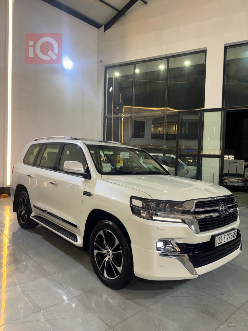 تويوتا لاندكروزر